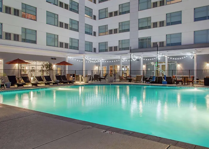 Cambria Hotel Phoenix Chandler - Fashion Center
